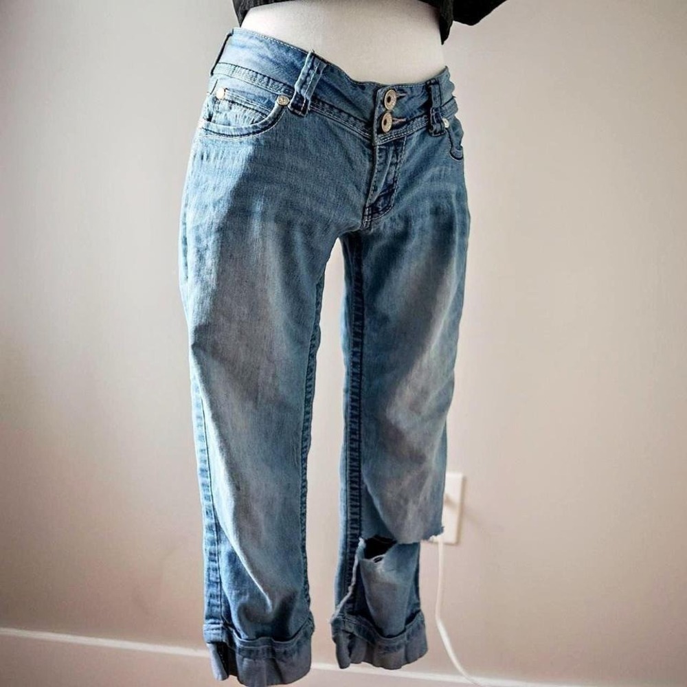 Y2K Denim Capris Cuffed Blue Jean Capris with ripped knee from Angels Jeans - Picture 4 of 8